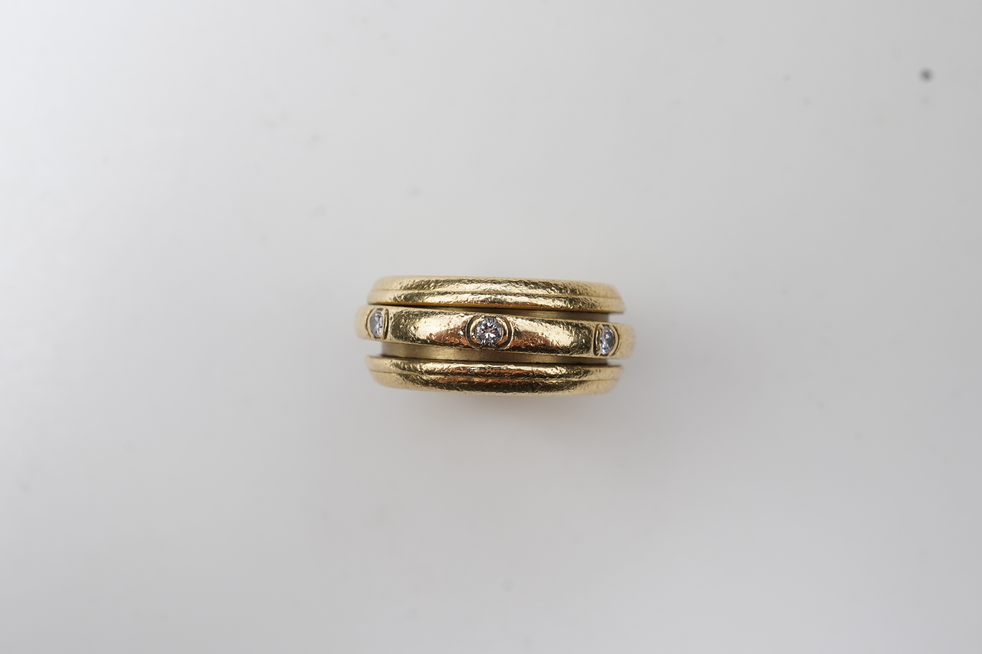 Piaget, a gold and diamond 'Possession' ring